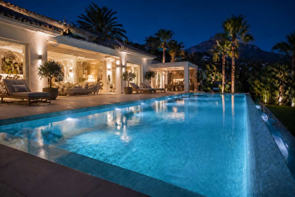luces piscina